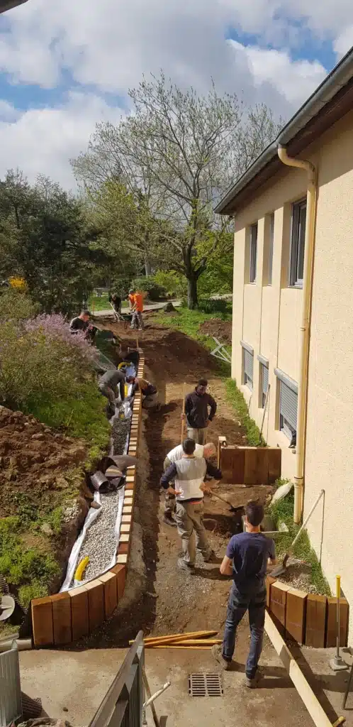 mfr rhone apprentis bac pro amenagements paysagers en format